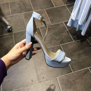 Guess Mila Platform heels New